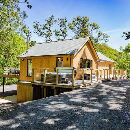 Tresillian Waterfront, Forest, Hot Tub,sauna * トルーロー